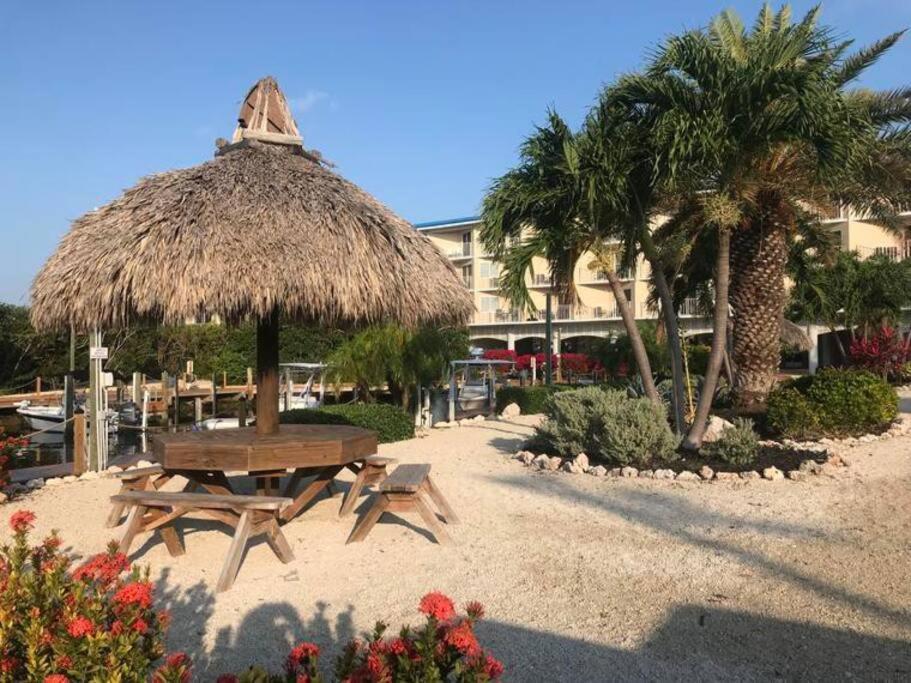 Welcome To The Pelican Lodge ! Tavernier Екстериор снимка