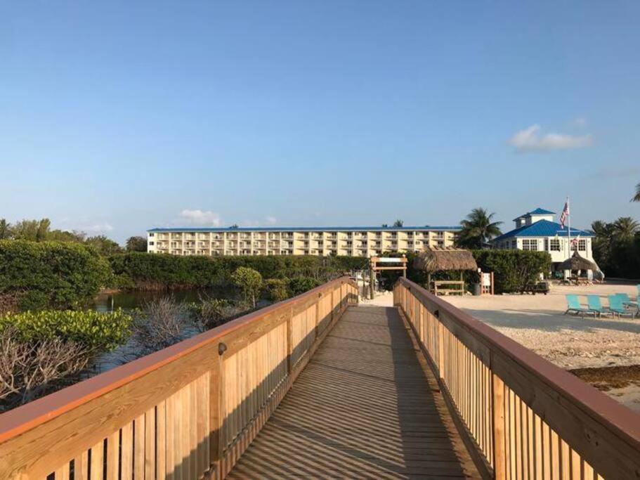 Welcome To The Pelican Lodge ! Tavernier Екстериор снимка